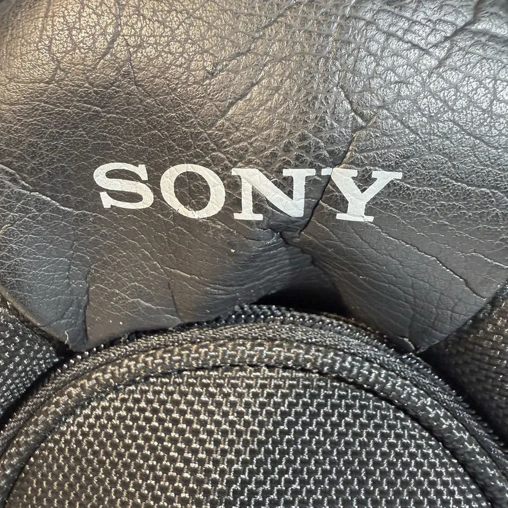 VINTAGE CARRY  SONY CAMERA BAG & STRAP Black Clean